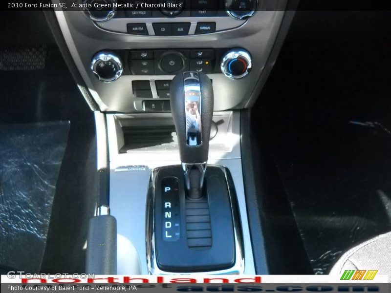 Atlantis Green Metallic / Charcoal Black 2010 Ford Fusion SE