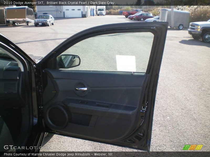 Brilliant Black Crystal Pearl / Dark Slate Gray 2010 Dodge Avenger SXT