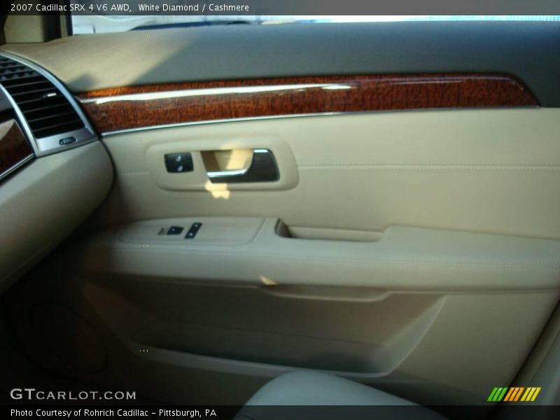 White Diamond / Cashmere 2007 Cadillac SRX 4 V6 AWD
