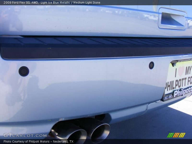Light Ice Blue Metallic / Medium Light Stone 2009 Ford Flex SEL AWD