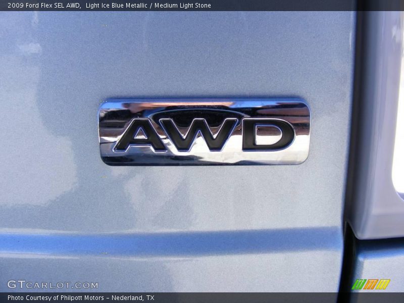 Light Ice Blue Metallic / Medium Light Stone 2009 Ford Flex SEL AWD