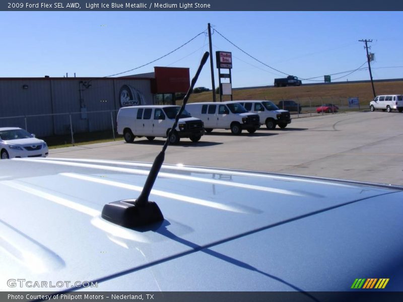 Light Ice Blue Metallic / Medium Light Stone 2009 Ford Flex SEL AWD