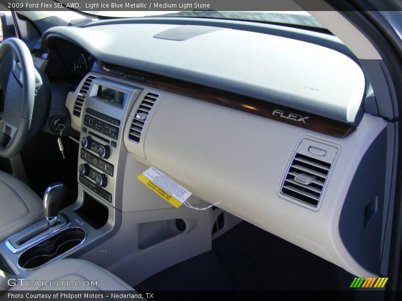Light Ice Blue Metallic / Medium Light Stone 2009 Ford Flex SEL AWD
