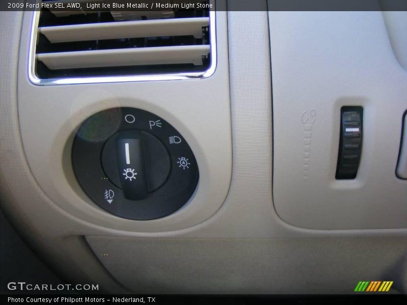 Light Ice Blue Metallic / Medium Light Stone 2009 Ford Flex SEL AWD