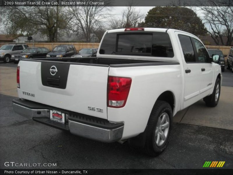 Blizzard White / Charcoal 2009 Nissan Titan SE Crew Cab