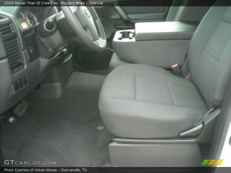 Blizzard White / Charcoal 2009 Nissan Titan SE Crew Cab