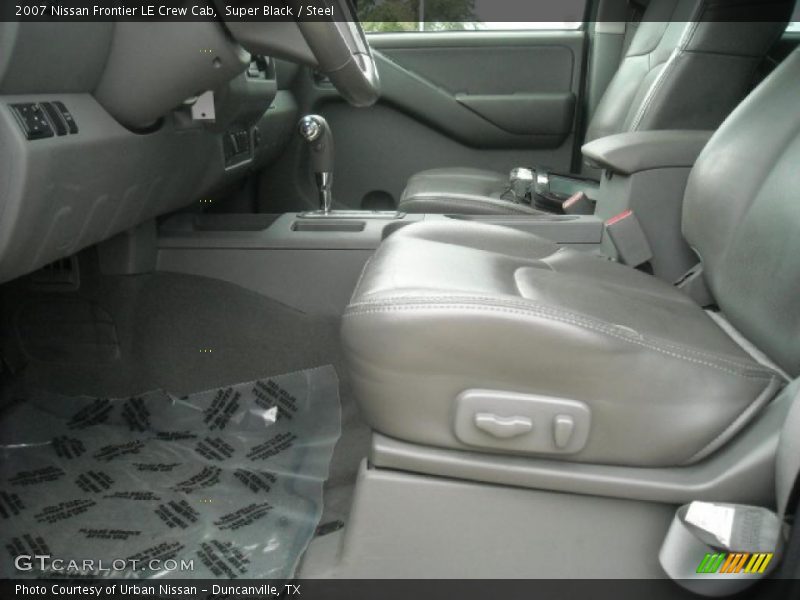 Super Black / Steel 2007 Nissan Frontier LE Crew Cab