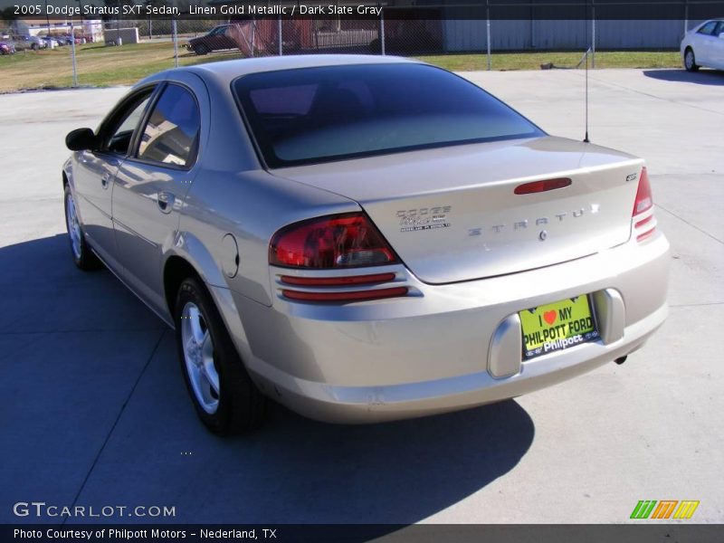 Linen Gold Metallic / Dark Slate Gray 2005 Dodge Stratus SXT Sedan