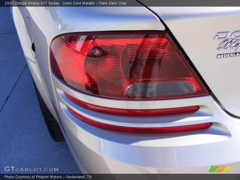 Linen Gold Metallic / Dark Slate Gray 2005 Dodge Stratus SXT Sedan