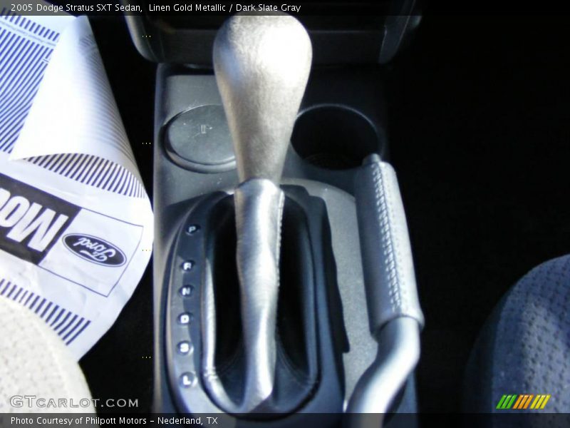 Linen Gold Metallic / Dark Slate Gray 2005 Dodge Stratus SXT Sedan