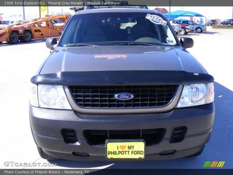 Mineral Grey Metallic / Medium Parchment 2005 Ford Explorer XLS