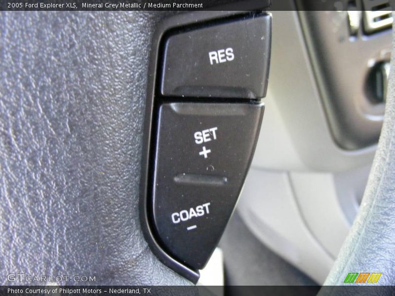 Mineral Grey Metallic / Medium Parchment 2005 Ford Explorer XLS
