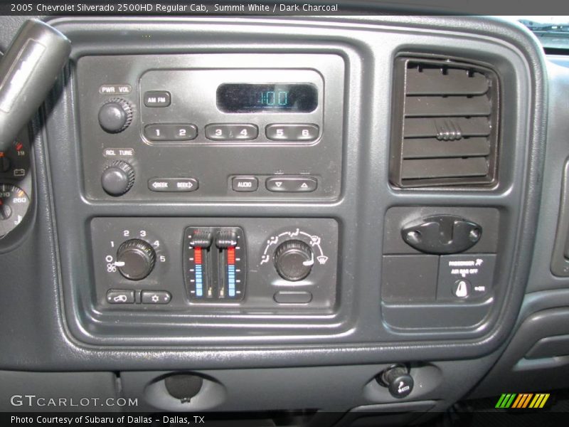 Summit White / Dark Charcoal 2005 Chevrolet Silverado 2500HD Regular Cab