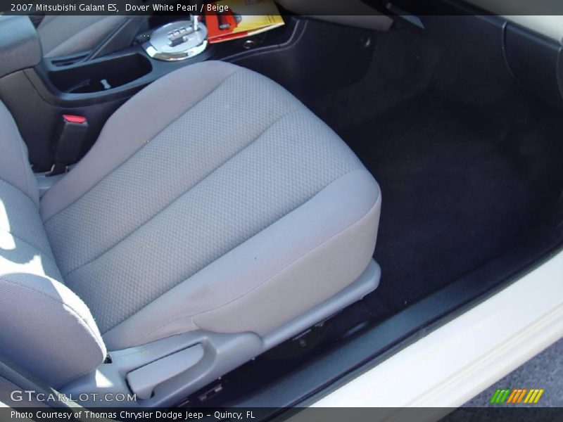 Dover White Pearl / Beige 2007 Mitsubishi Galant ES