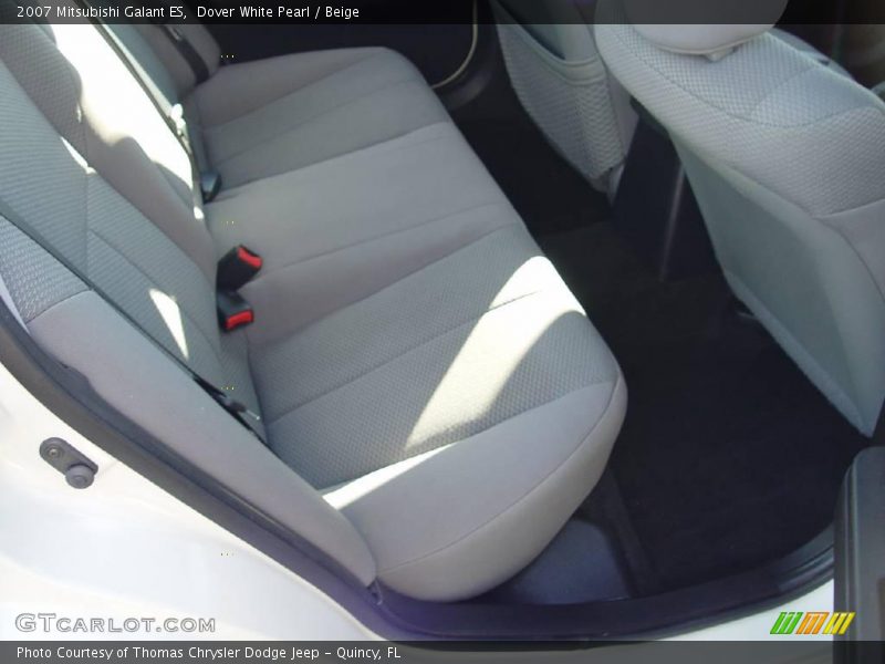 Dover White Pearl / Beige 2007 Mitsubishi Galant ES