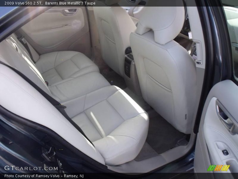 Barents Blue Metallic / Taupe 2009 Volvo S60 2.5T