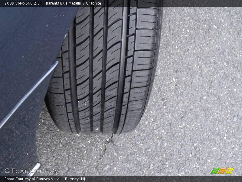 Barents Blue Metallic / Graphite 2009 Volvo S60 2.5T