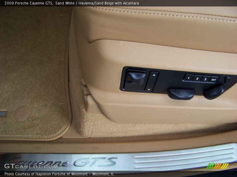 Sand White / Havanna/Sand Beige with Alcantara 2009 Porsche Cayenne GTS