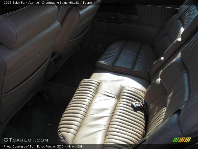 Champagne Beige Metallic / Taupe 1995 Buick Park Avenue