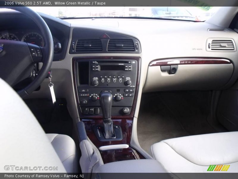 Willow Green Metallic / Taupe 2006 Volvo S60 2.5T AWD