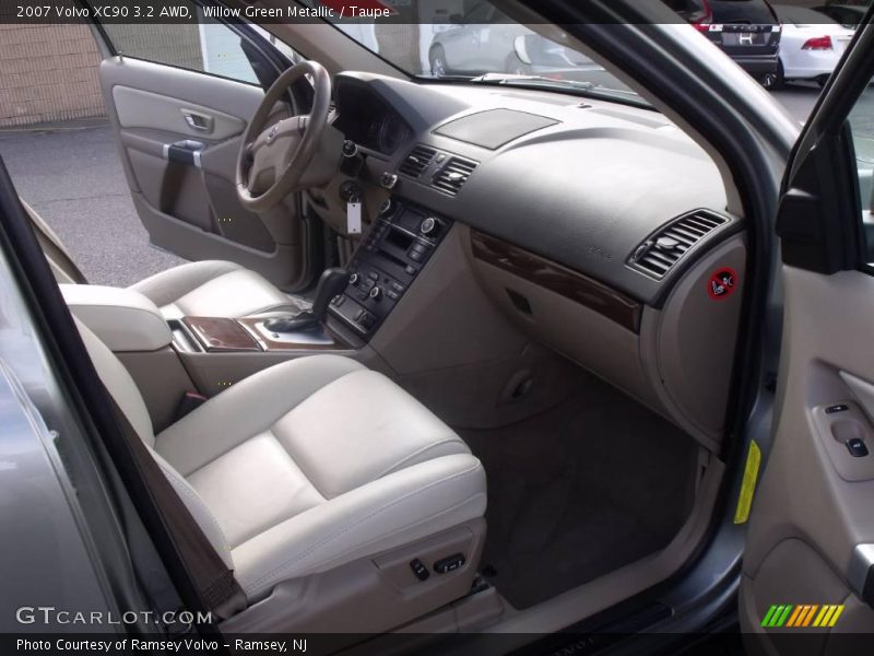 Willow Green Metallic / Taupe 2007 Volvo XC90 3.2 AWD