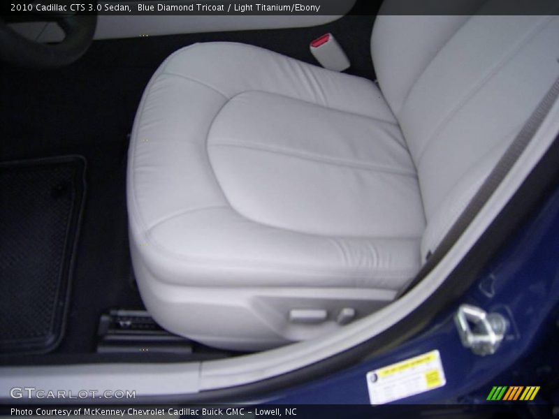 Blue Diamond Tricoat / Light Titanium/Ebony 2010 Cadillac CTS 3.0 Sedan