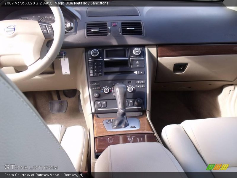 Magic Blue Metallic / Sandstone 2007 Volvo XC90 3.2 AWD