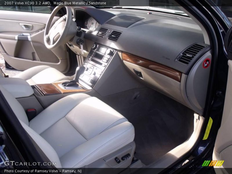 Magic Blue Metallic / Sandstone 2007 Volvo XC90 3.2 AWD