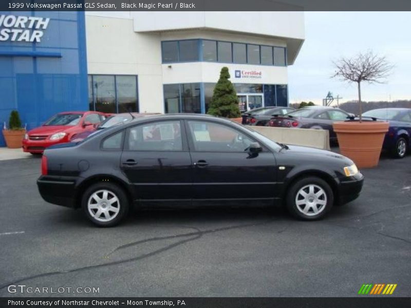 Black Magic Pearl / Black 1999 Volkswagen Passat GLS Sedan