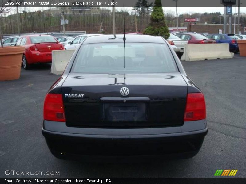 Black Magic Pearl / Black 1999 Volkswagen Passat GLS Sedan