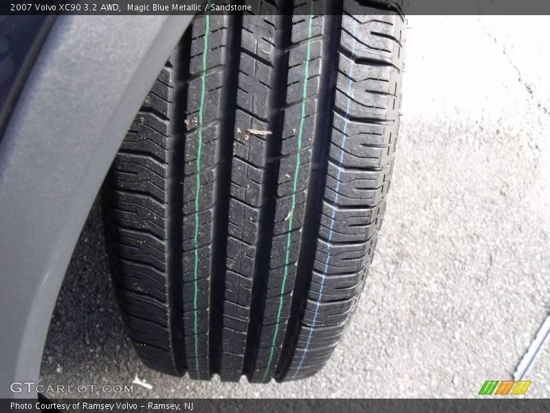 Magic Blue Metallic / Sandstone 2007 Volvo XC90 3.2 AWD