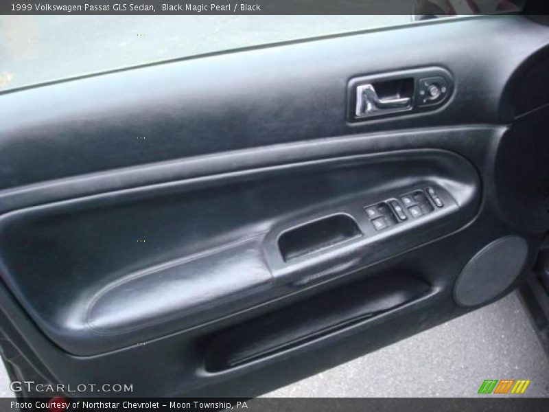 Black Magic Pearl / Black 1999 Volkswagen Passat GLS Sedan