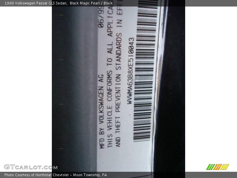 Black Magic Pearl / Black 1999 Volkswagen Passat GLS Sedan
