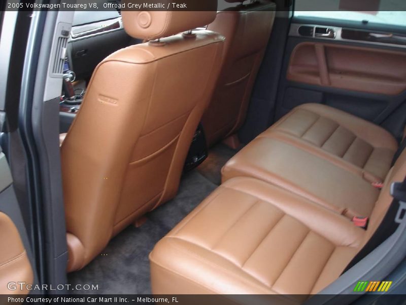 Offroad Grey Metallic / Teak 2005 Volkswagen Touareg V8