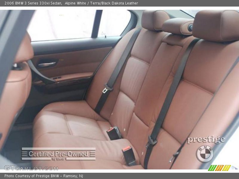 Alpine White / Terra/Black Dakota Leather 2006 BMW 3 Series 330xi Sedan