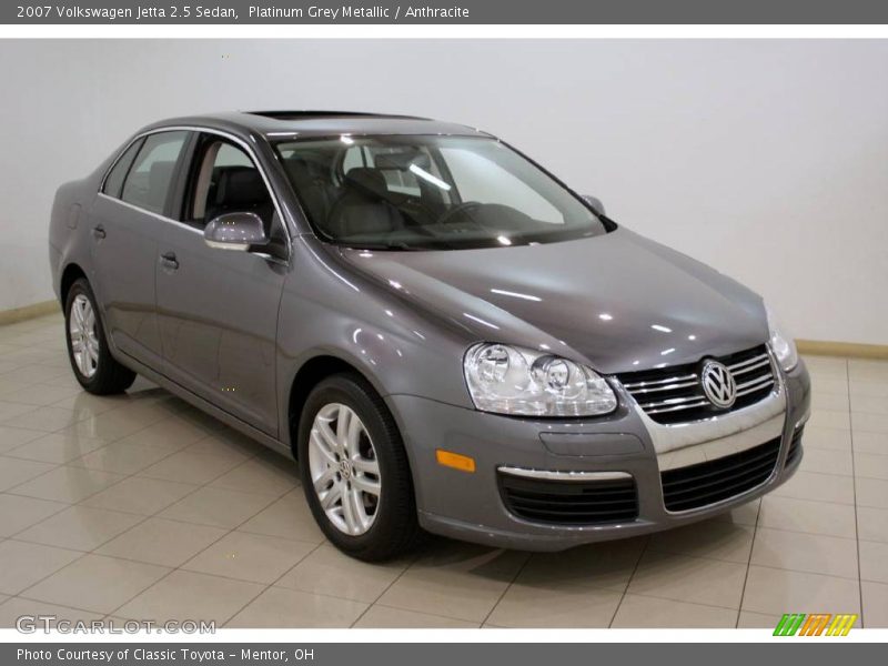 Platinum Grey Metallic / Anthracite 2007 Volkswagen Jetta 2.5 Sedan