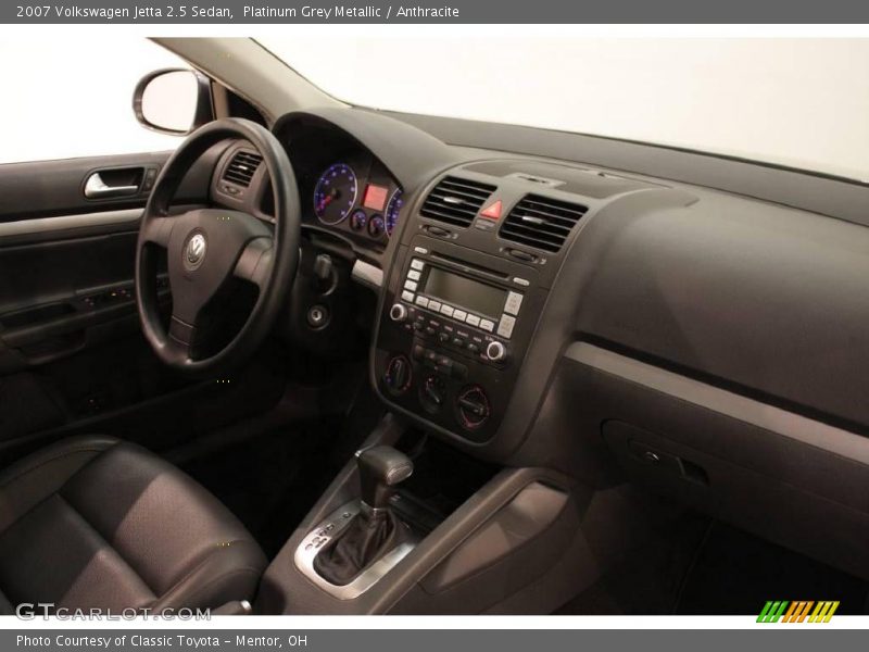 Platinum Grey Metallic / Anthracite 2007 Volkswagen Jetta 2.5 Sedan