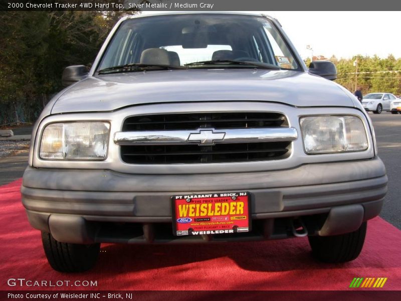Silver Metallic / Medium Gray 2000 Chevrolet Tracker 4WD Hard Top