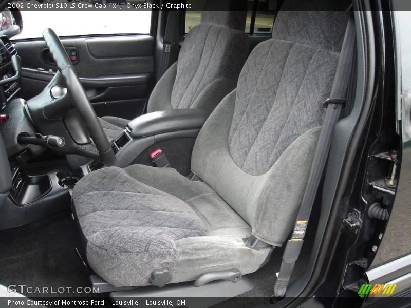 Onyx Black / Graphite 2002 Chevrolet S10 LS Crew Cab 4x4