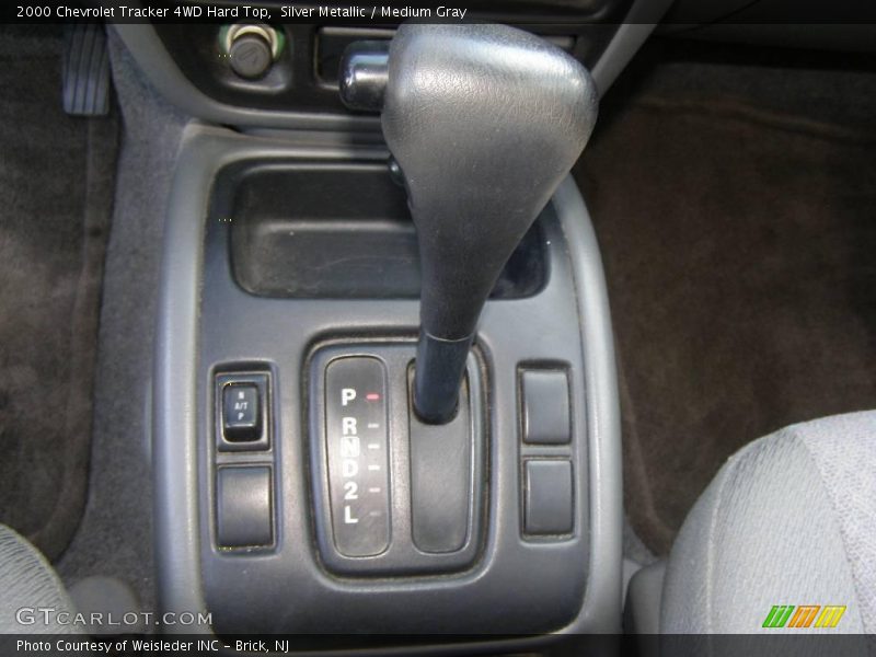 Silver Metallic / Medium Gray 2000 Chevrolet Tracker 4WD Hard Top