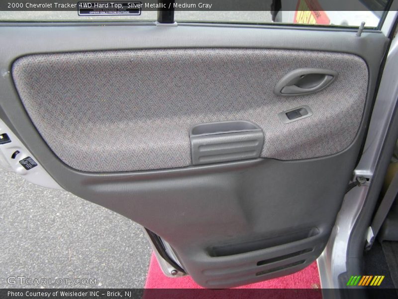 Silver Metallic / Medium Gray 2000 Chevrolet Tracker 4WD Hard Top