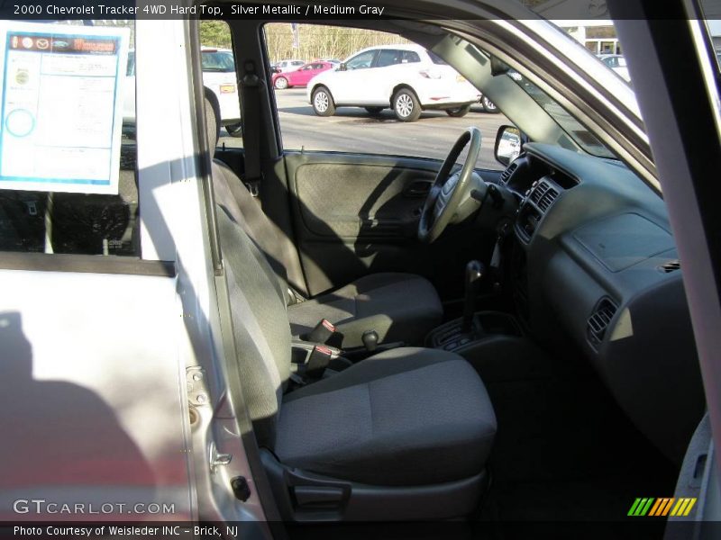 Silver Metallic / Medium Gray 2000 Chevrolet Tracker 4WD Hard Top