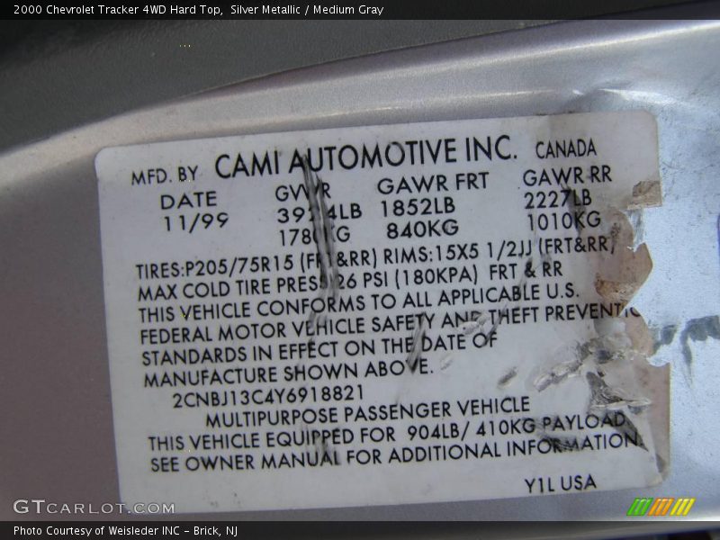 Silver Metallic / Medium Gray 2000 Chevrolet Tracker 4WD Hard Top