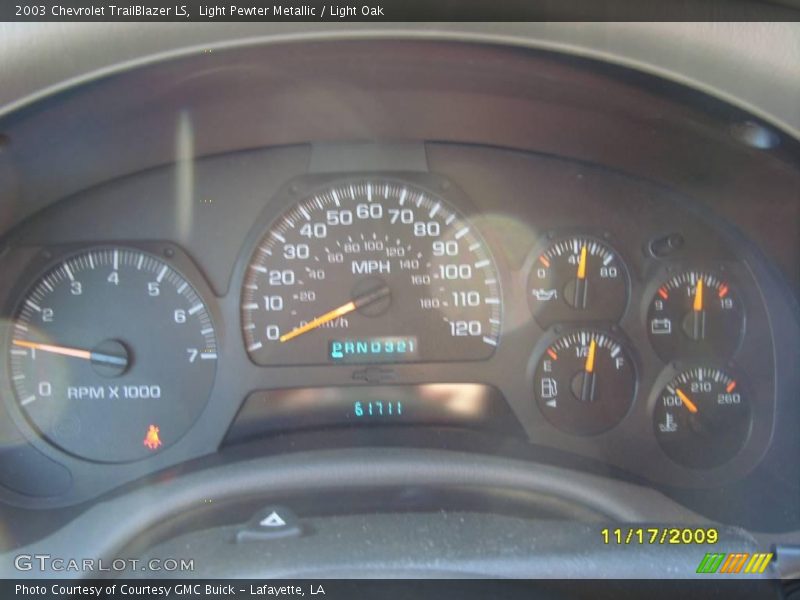 Light Pewter Metallic / Light Oak 2003 Chevrolet TrailBlazer LS