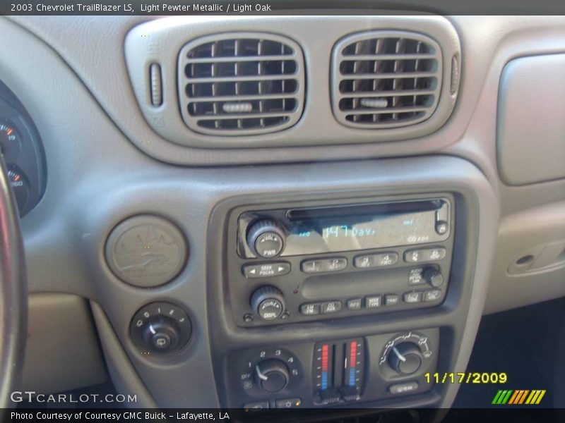 Light Pewter Metallic / Light Oak 2003 Chevrolet TrailBlazer LS