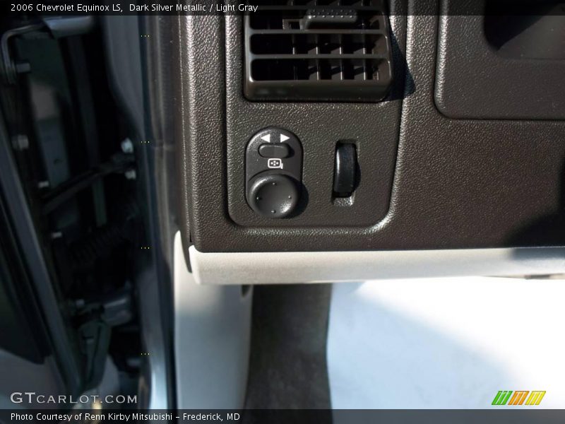 Dark Silver Metallic / Light Gray 2006 Chevrolet Equinox LS