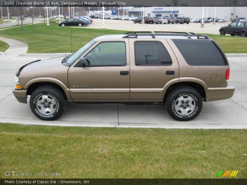 Sandalwood Metallic / Medium Gray 2002 Chevrolet Blazer LS 4x4