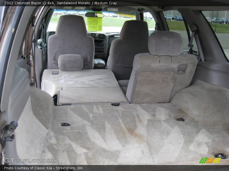 Sandalwood Metallic / Medium Gray 2002 Chevrolet Blazer LS 4x4