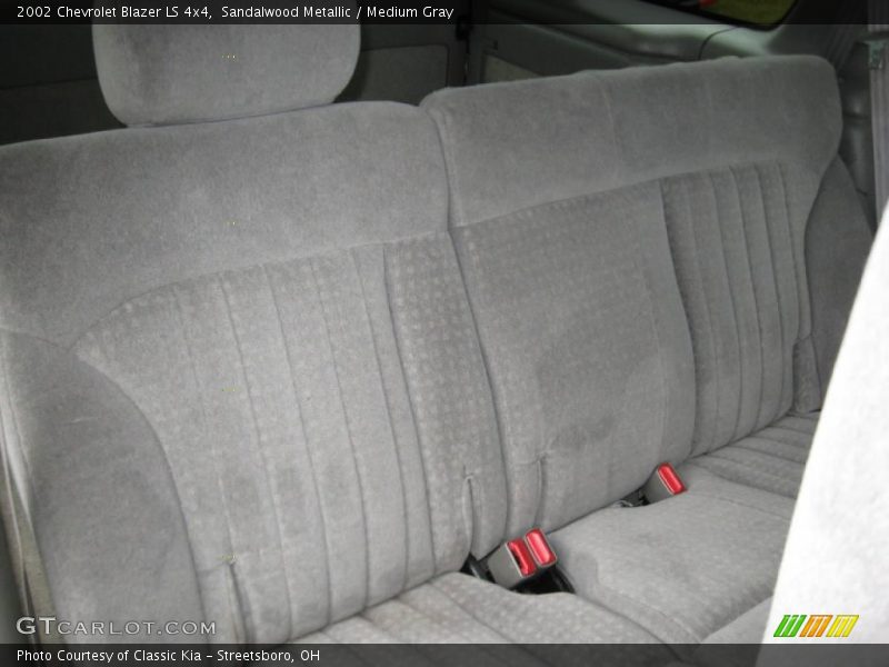 Sandalwood Metallic / Medium Gray 2002 Chevrolet Blazer LS 4x4
