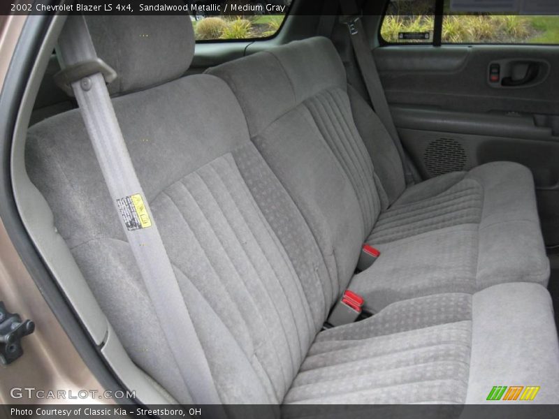 Sandalwood Metallic / Medium Gray 2002 Chevrolet Blazer LS 4x4